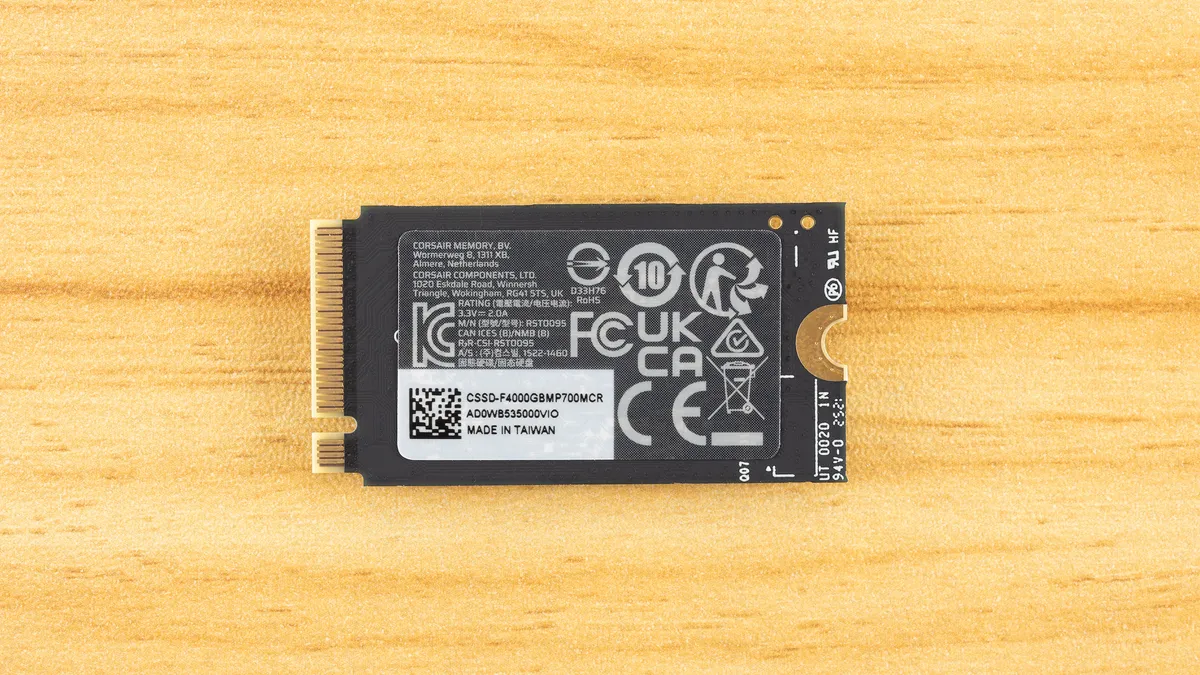 Corsair MP700 Micro 4TB SSD.25.jpg