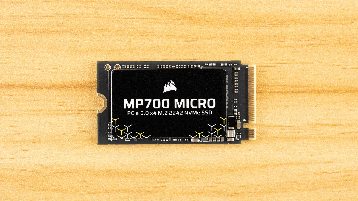 Corsair MP700 Micro 4TB SSD.26.jpg