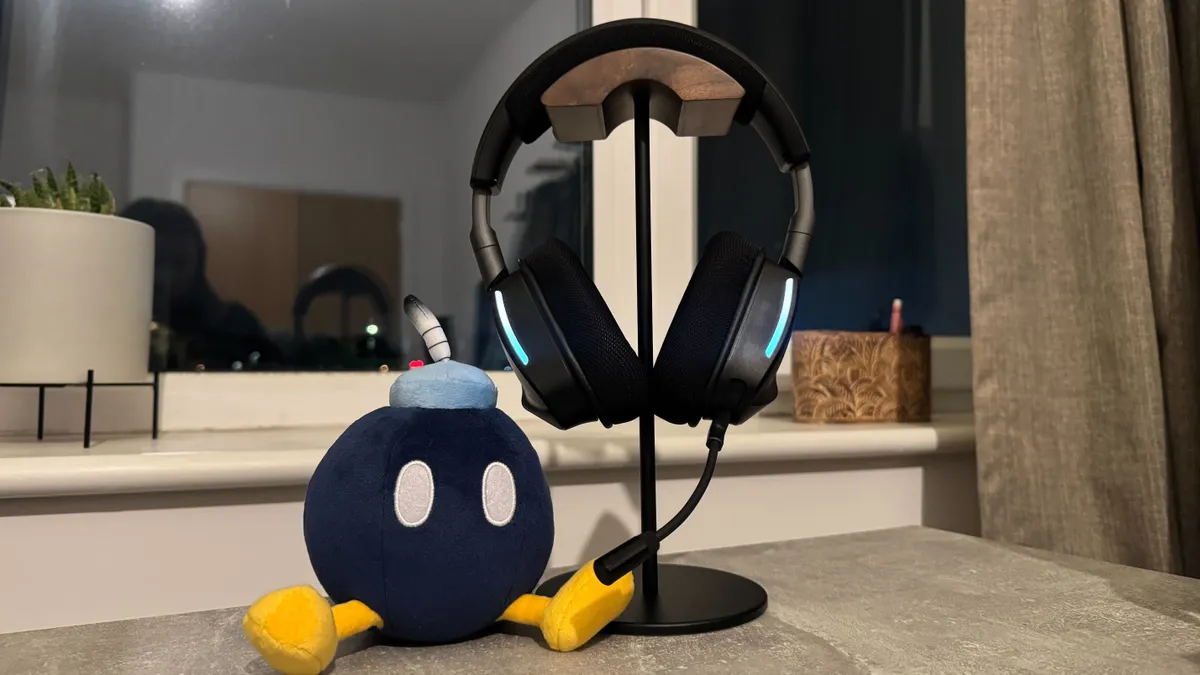 Corsair Void v2 MAX 2