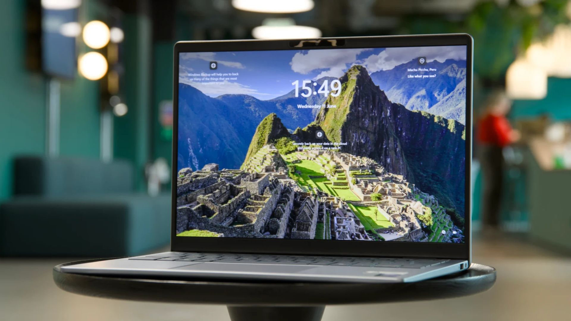 Đánh giá Dell 14 Plus – Laptop tầm trung mạnh mẽ, màn hình sắc nét và hiệu năng tối ưu cho công việc hàng ngày 1 Dell 14 Plus1