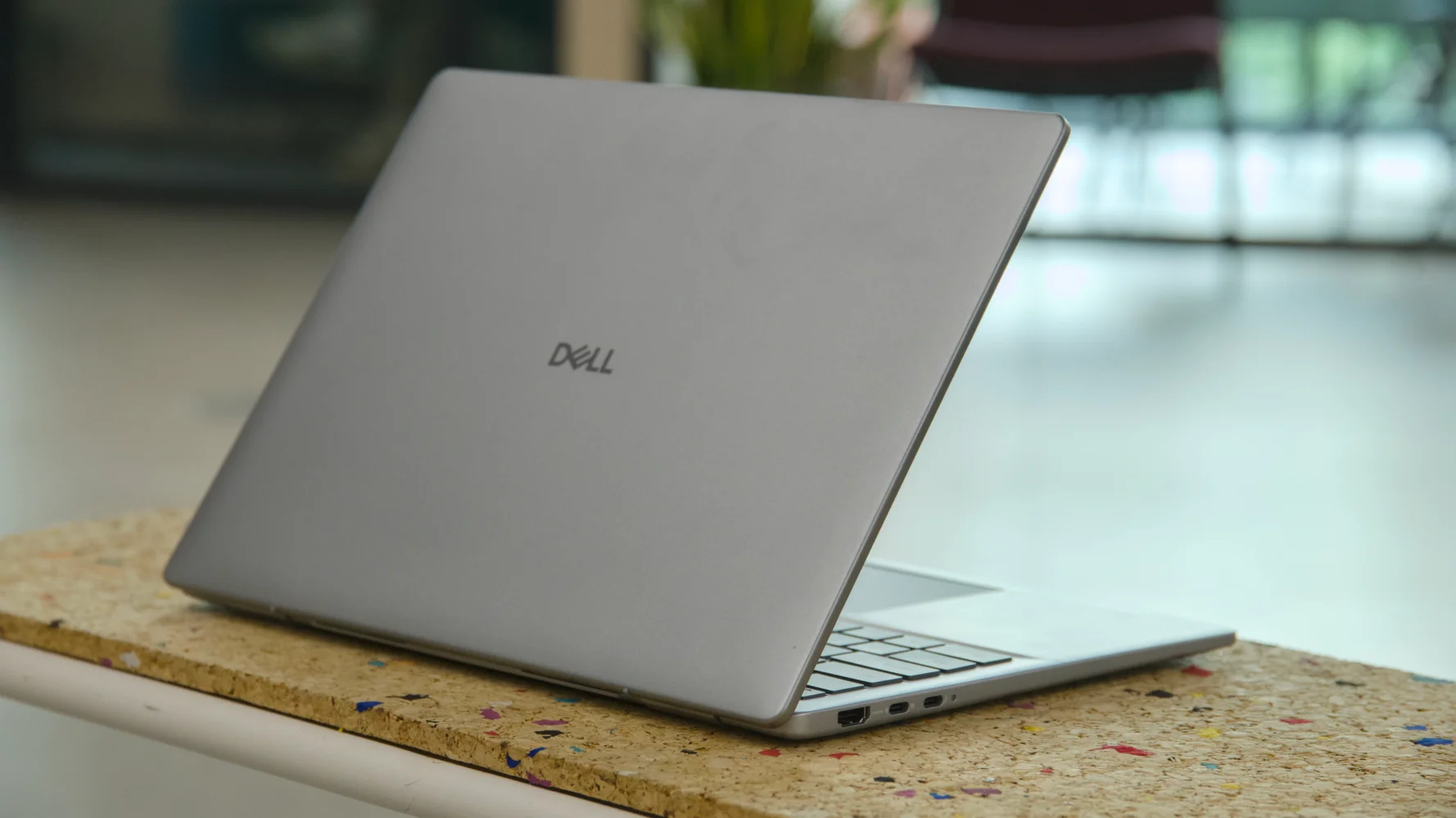 Đánh giá Dell 14 Plus – Laptop tầm trung mạnh mẽ, màn hình sắc nét và hiệu năng tối ưu cho công việc hàng ngày 17 Dell 14 Plus9