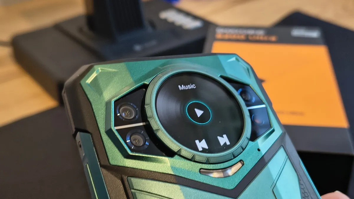 Đánh giá Doogee S200 Ultra: Chuẩn điện thoại siêu bền của năm 2025 19 Doogee S200 Ultra 8