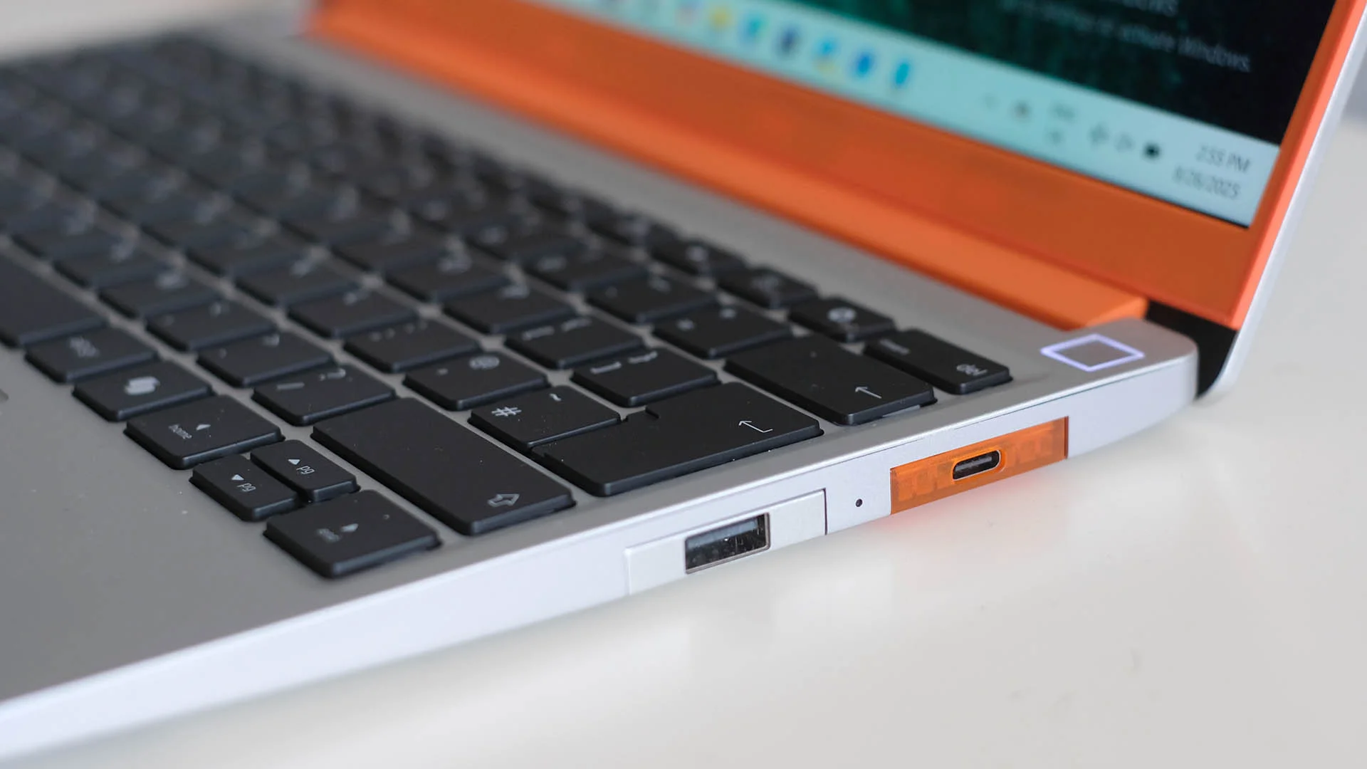 Đánh giá Framework Laptop 13 – Chiếc laptop mô-đun độc đáo, dễ nâng cấp, sửa chữa và tối ưu cho người dùng lâu dài 19 Framework Laptop 13.9