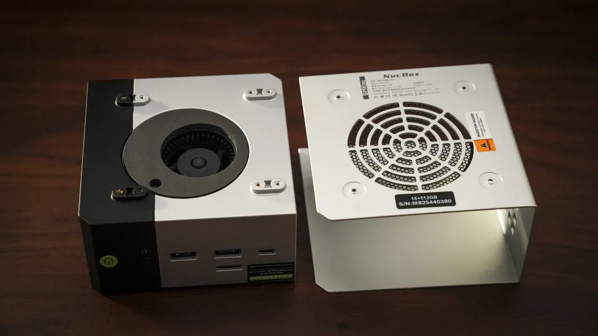 GMKtec NucBox M8: Sức mạnh "khủng" của AMD Ryzen 7 trong chiếc PC Mini chỉ bằng lòng bàn tay 13 GMKtec NucBox M8 5