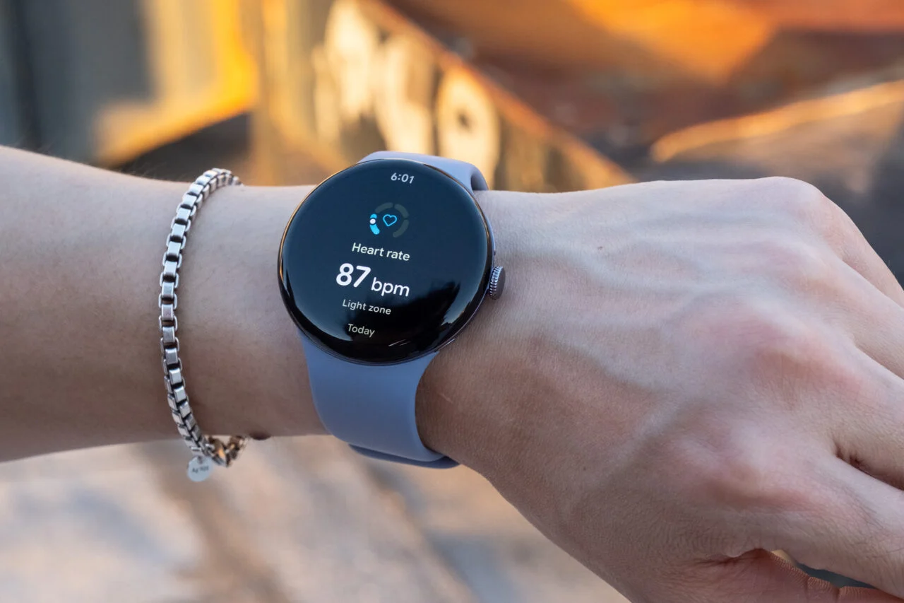 Google Pixel Watch 4 10