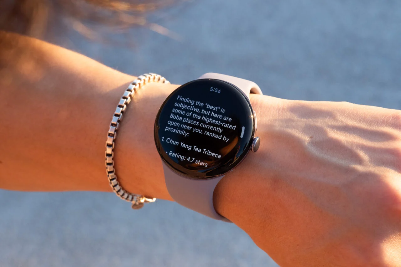 Google Pixel Watch 4 12