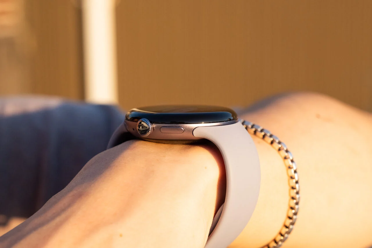 Google Pixel Watch 4 4