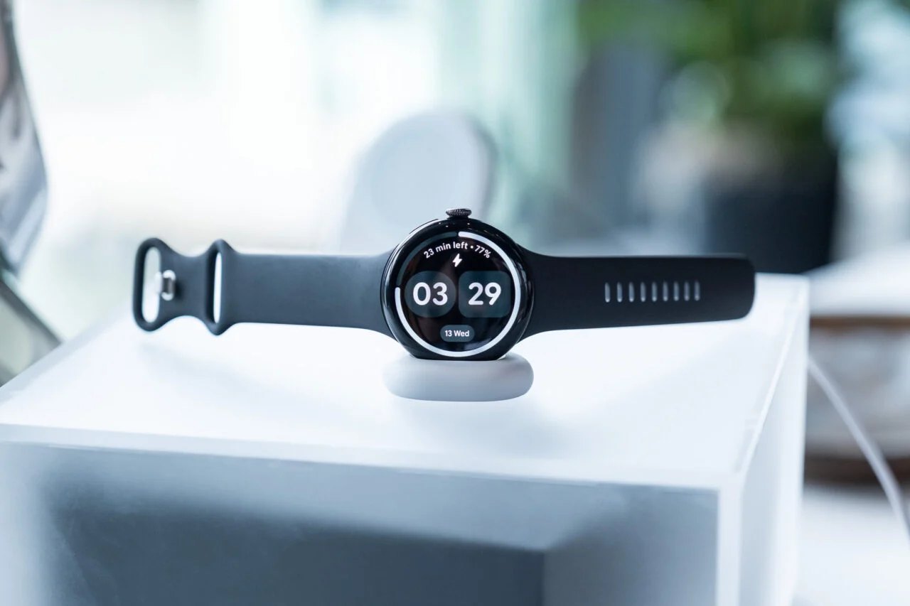 Google Pixel Watch 4 6