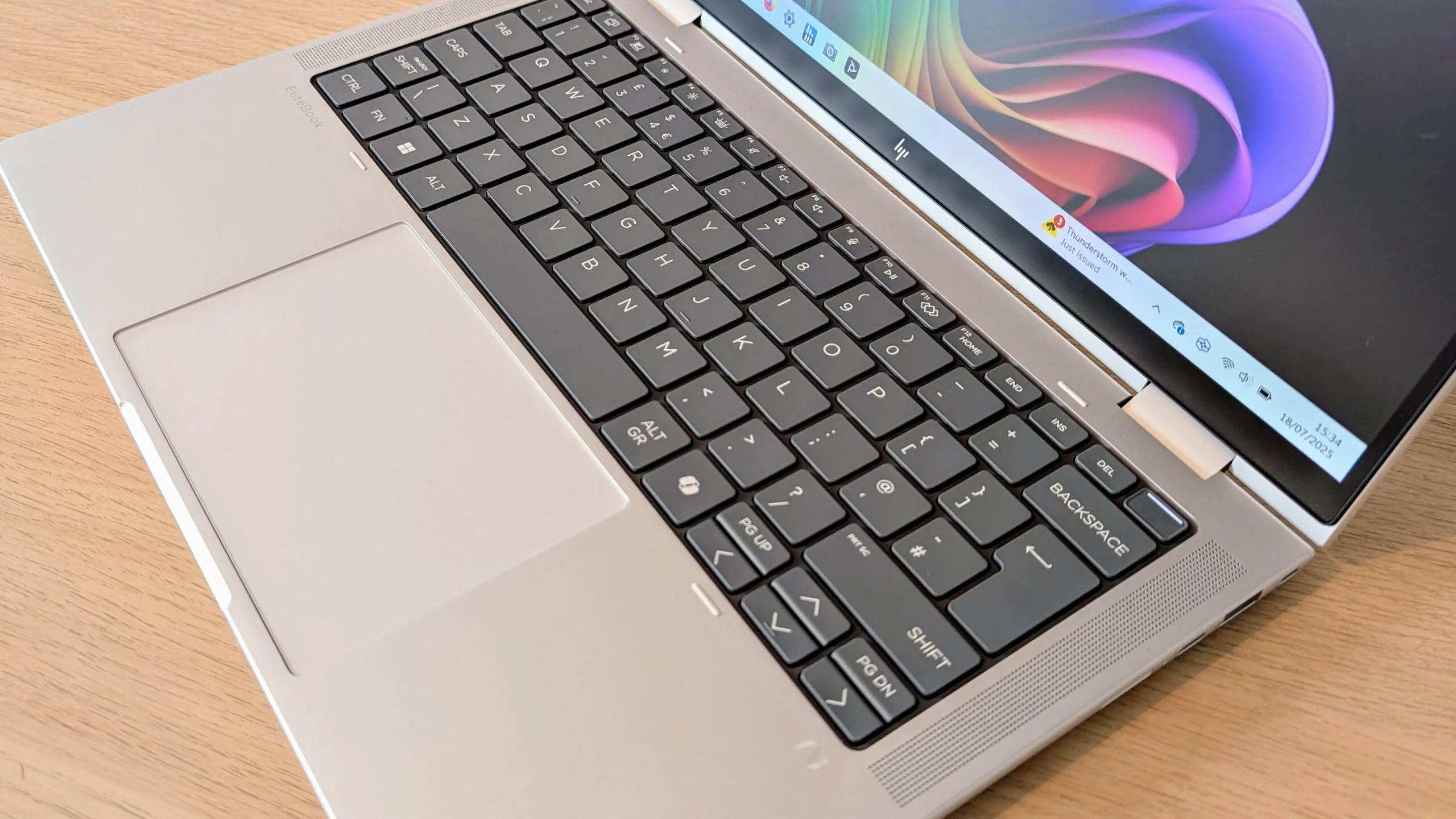 Đánh giá HP EliteBook X Flip G1i – Laptop 2 trong 1 cao cấp, linh hoạt và hiệu năng mạnh mẽ cho công việc chuyên nghiệp 20 HP EliteBook X Flip G1i9