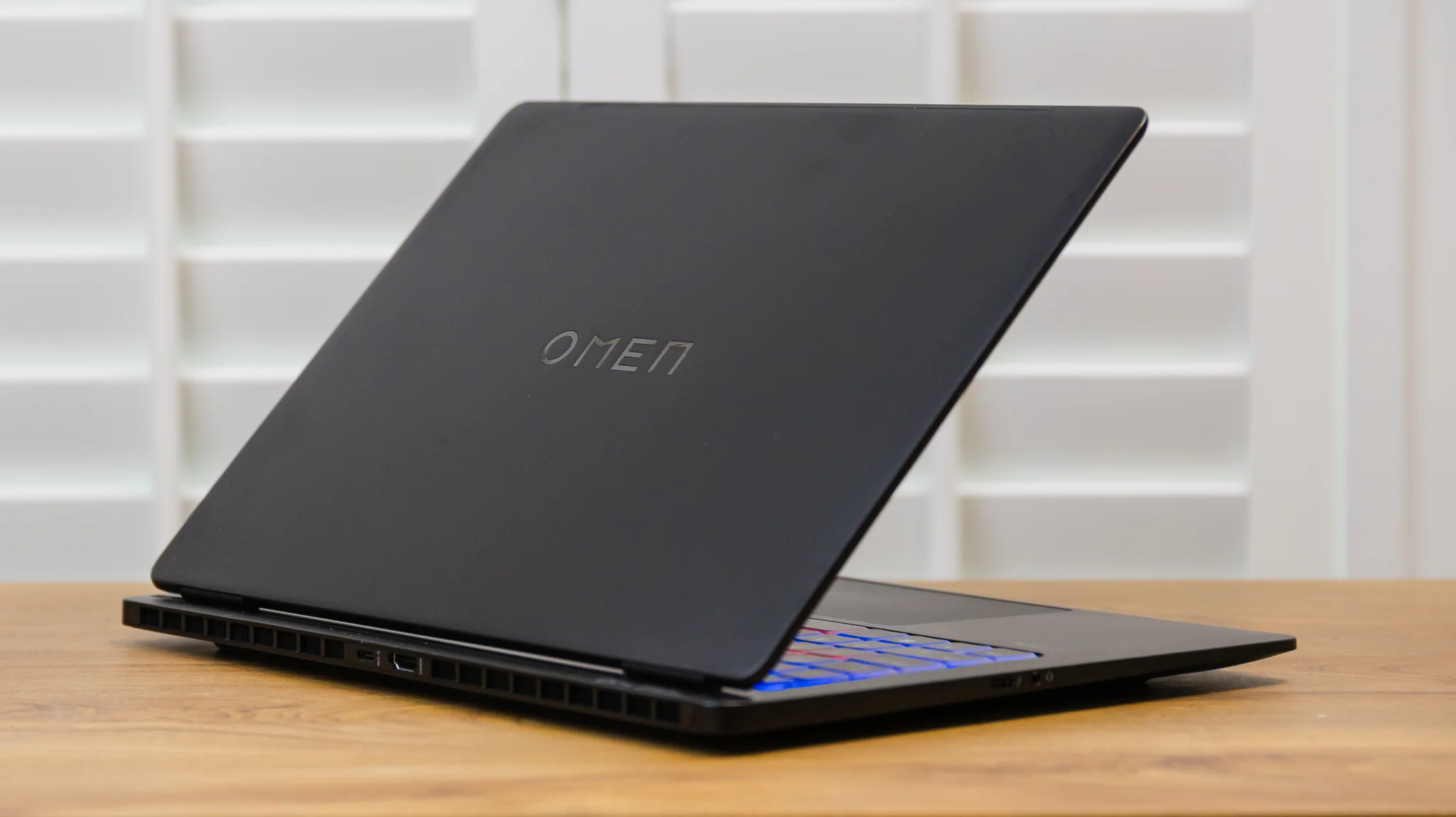 HP Omen Transcend 14.23