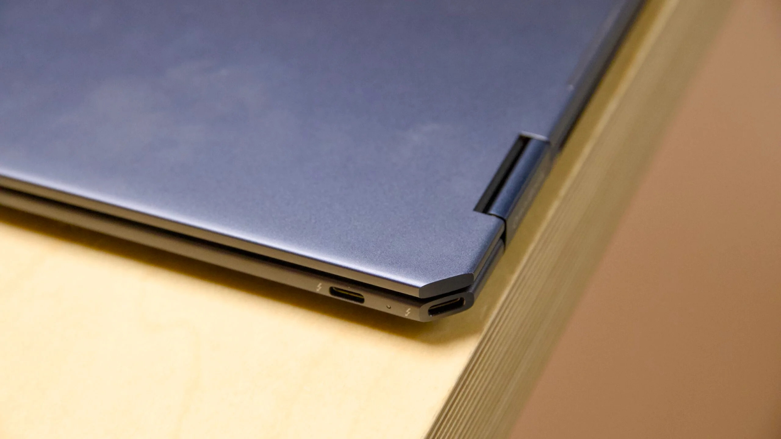 Đánh giá HP OmniBook Ultra Flip 14 – Laptop 2 trong 1 cao cấp với thiết kế xoay gập linh hoạt, hiệu năng mạnh mẽ và trải nghiệm AI hiện đại 18 HP OmniBook Ultra Flip 14.8