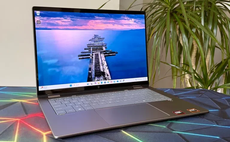 Top những chiếc laptop HP tốt nhất hiện nay - Bền bỉ, mạnh mẽ, tối ưu cho mọi nhu cầu từ văn phòng đến sáng tạo 12 HP OmniBook X Flip 14 e1764760879129