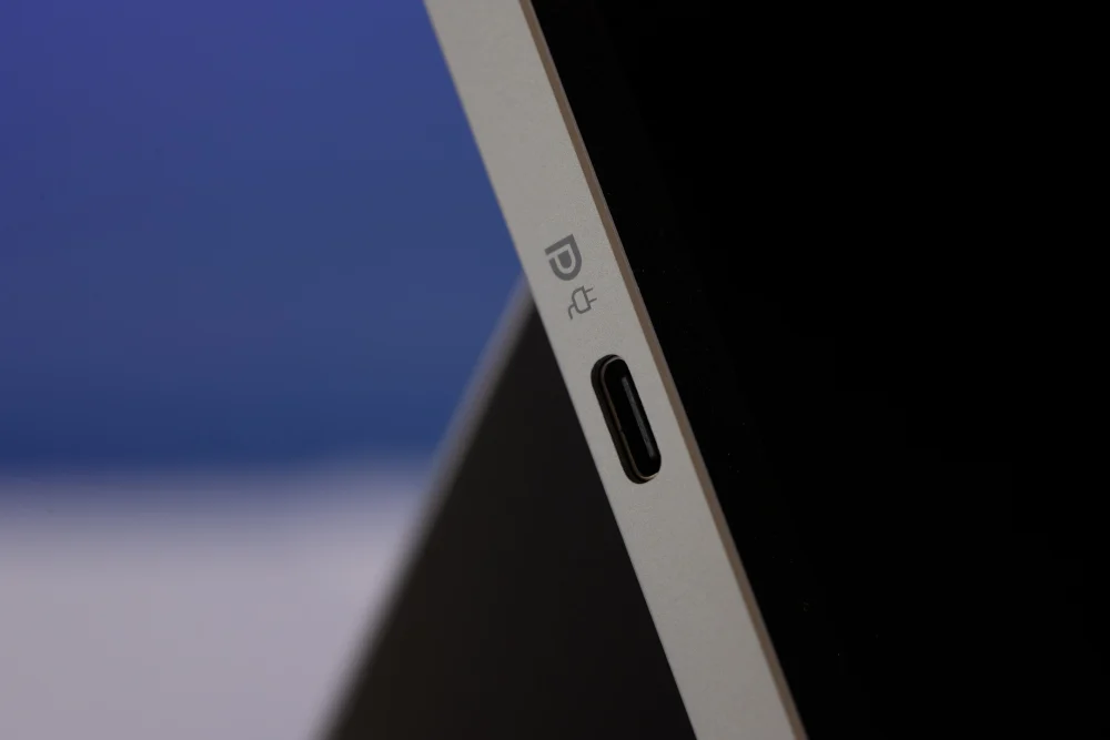 Đánh giá HP Series 5 Pro 14 inch (514pn): Màn hình di động với độ phân giải cao 10 HP Series 5 Pro 2