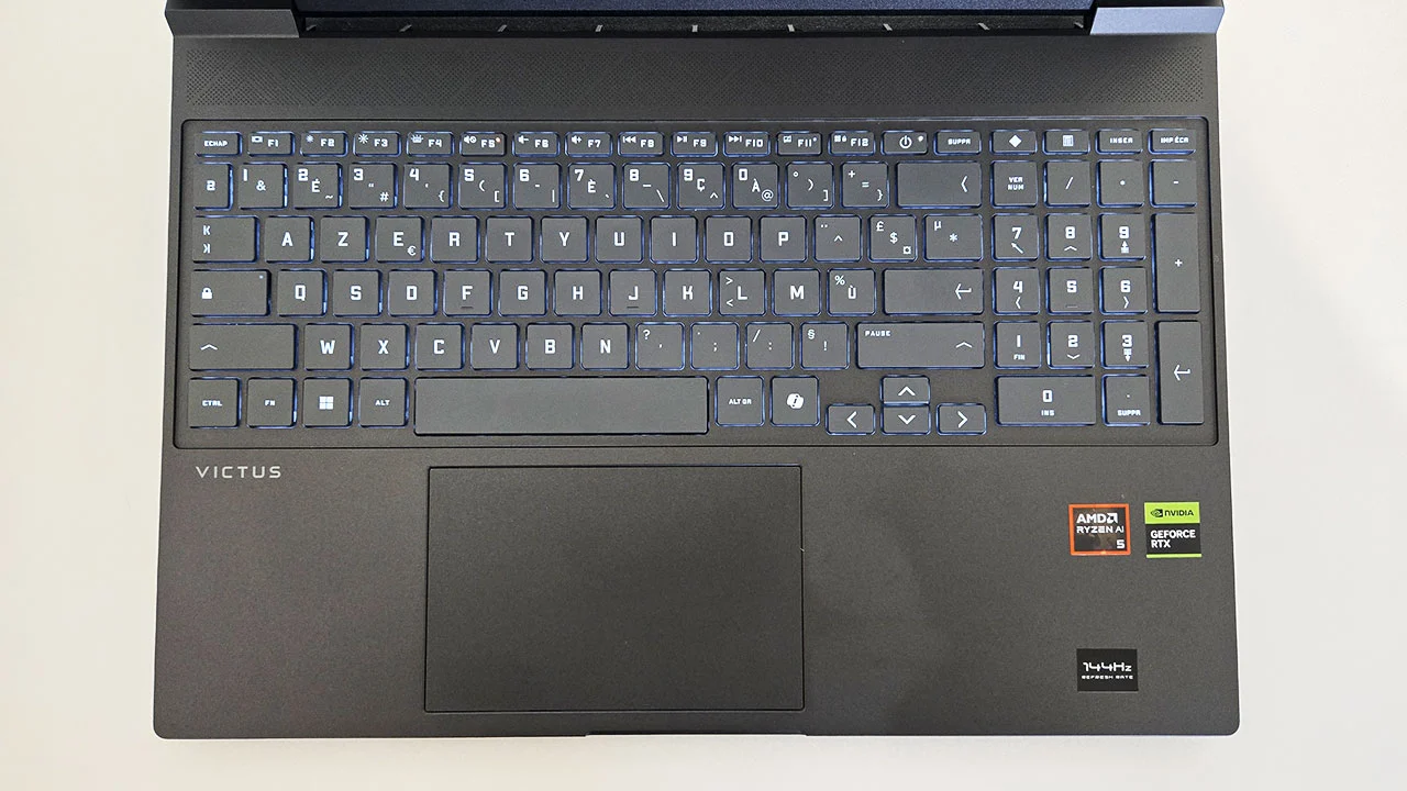 HP Victus 15 fb3003nf.13