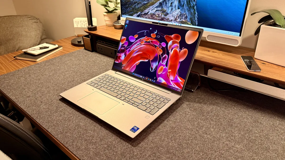 HP ZBook X G1i 6