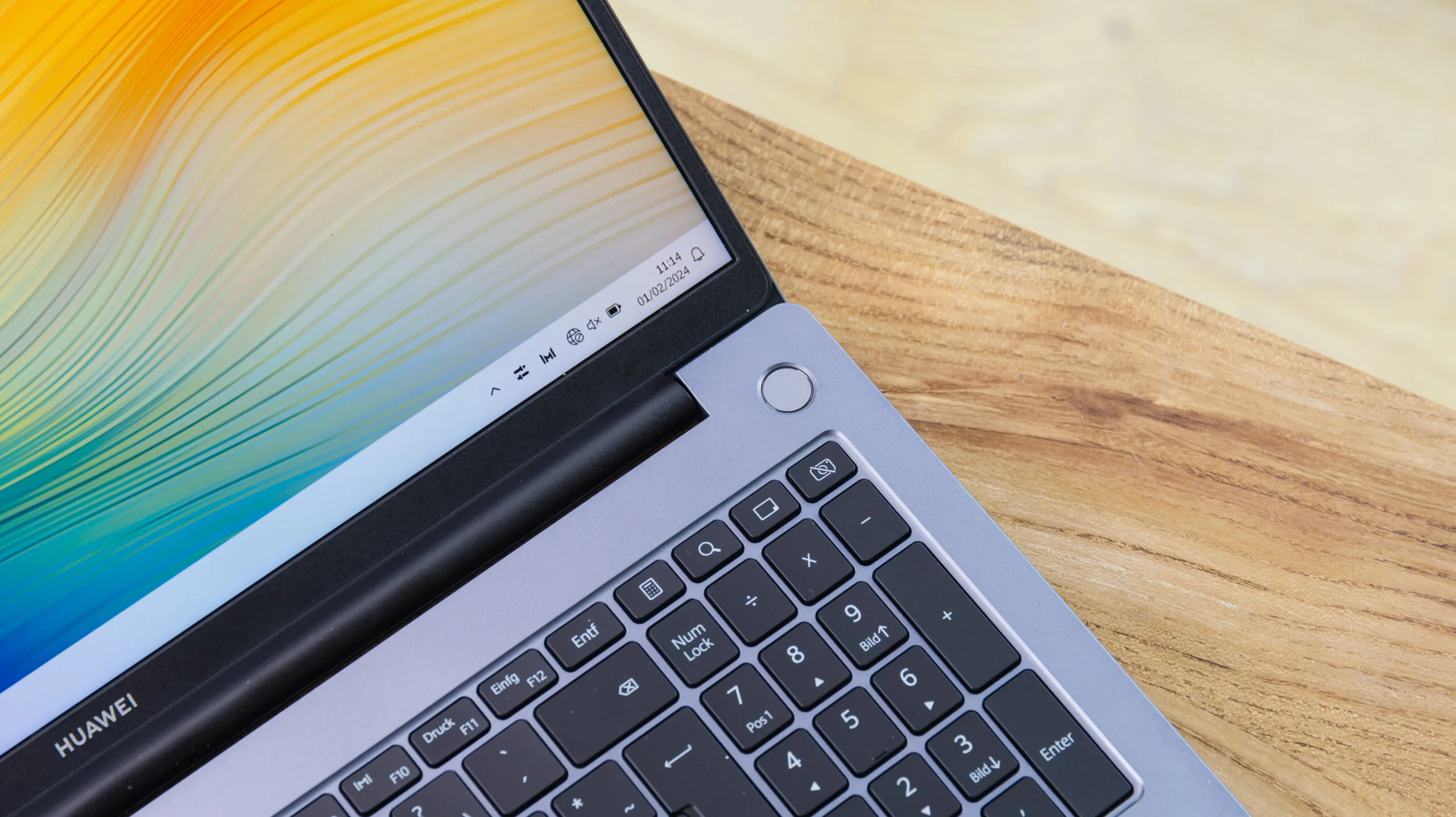 Huawei MateBook D 16.11