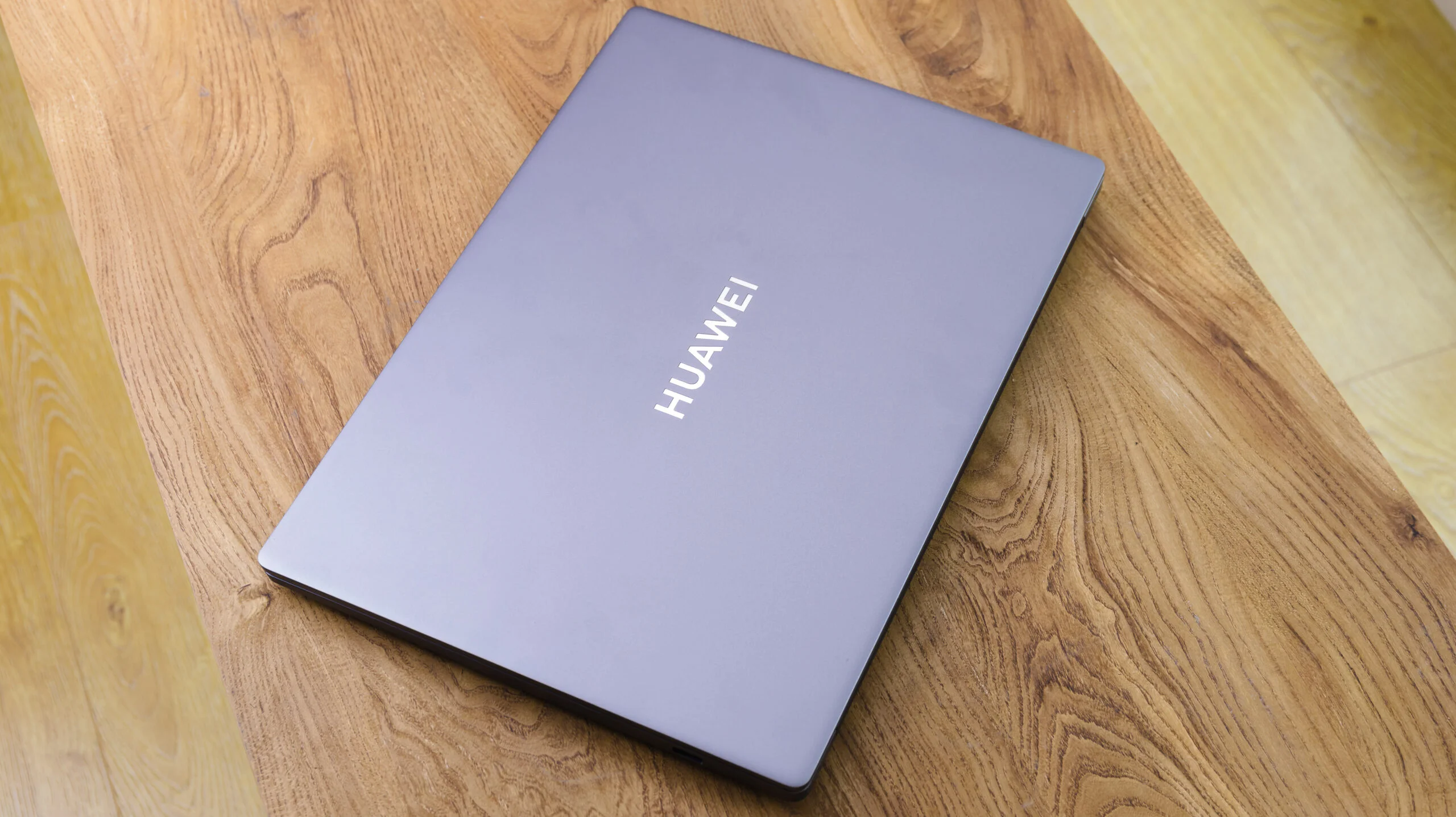 Huawei MateBook D 16.13