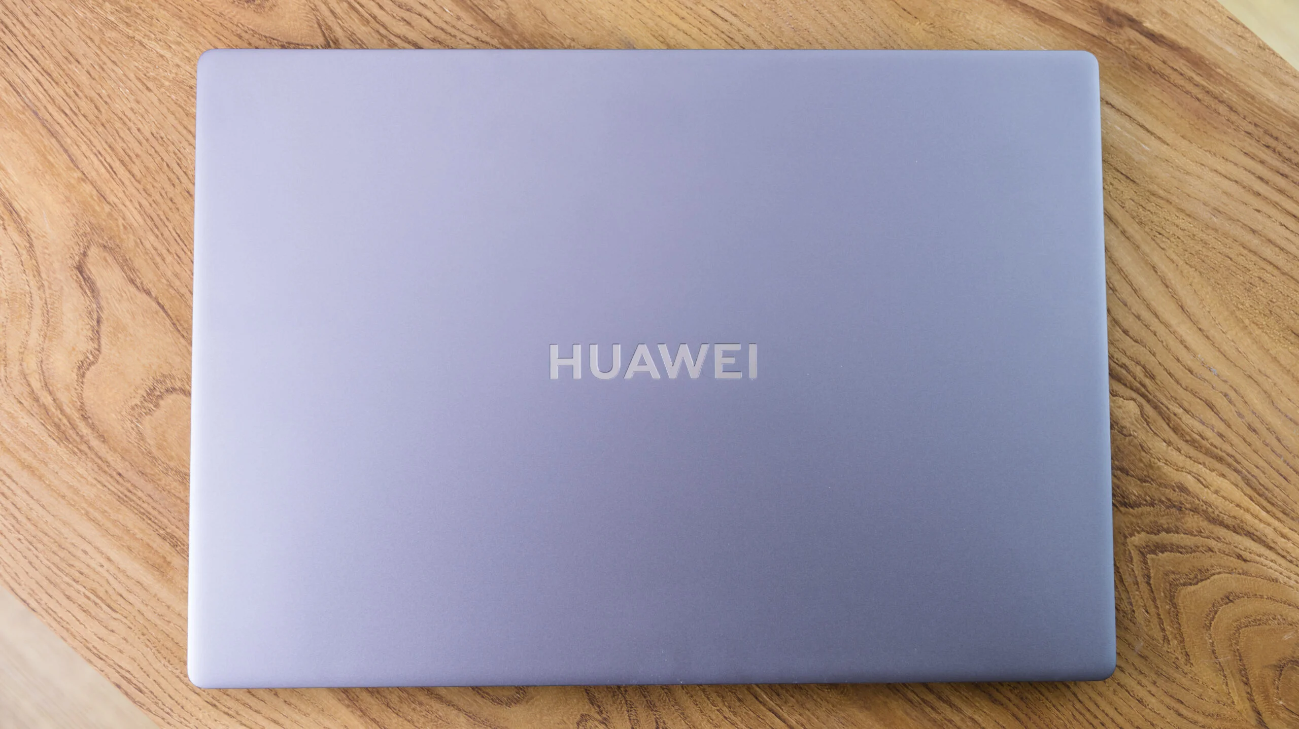 Huawei MateBook D 16.7