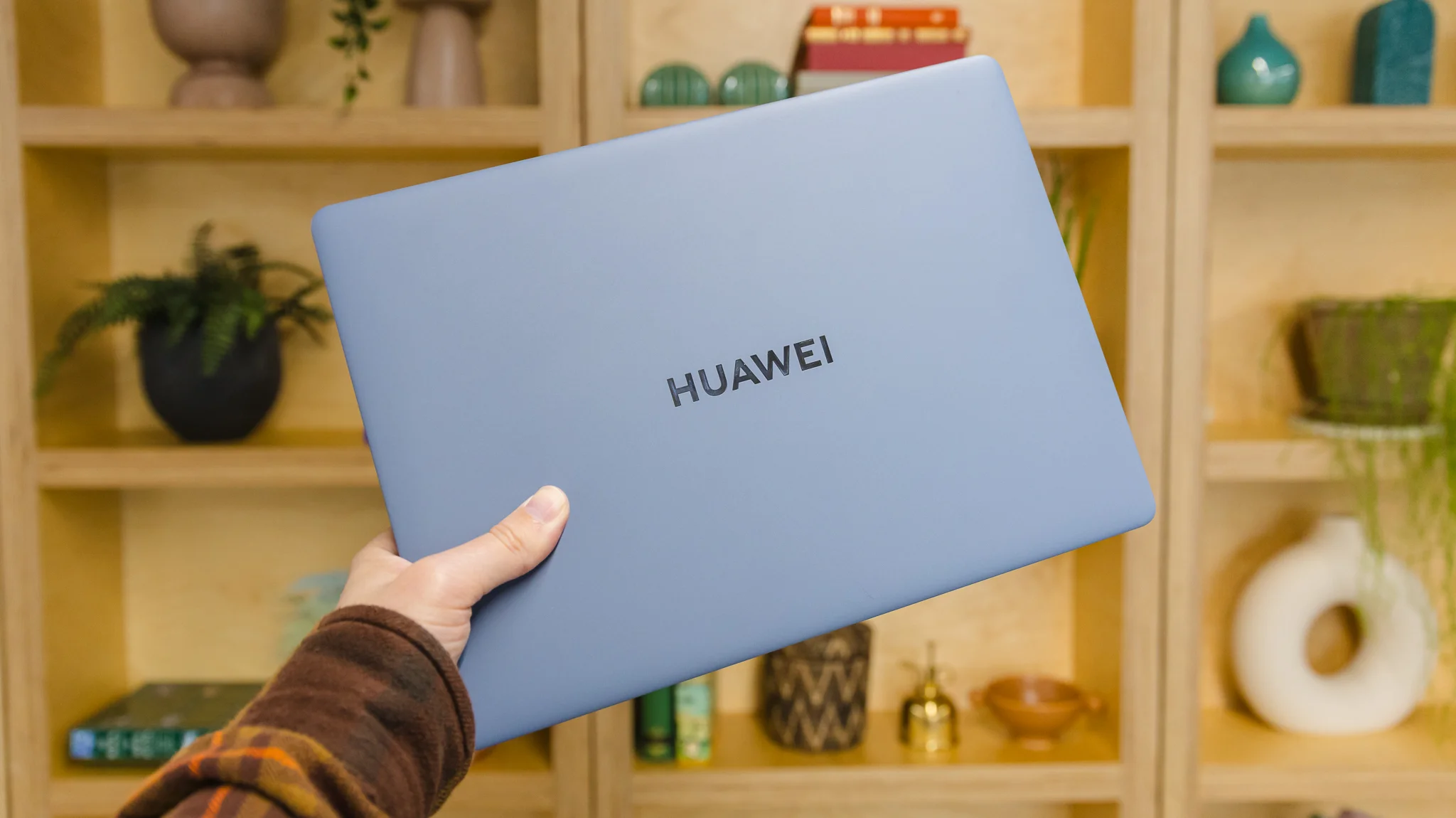 Đánh giá Huawei MateBook X Pro – Chiếc ultrabook cao cấp với thiết kế siêu mỏng nhẹ, màn hình sắc nét và hiệu năng mạnh mẽ 37 Huawei MateBook X Pro.13