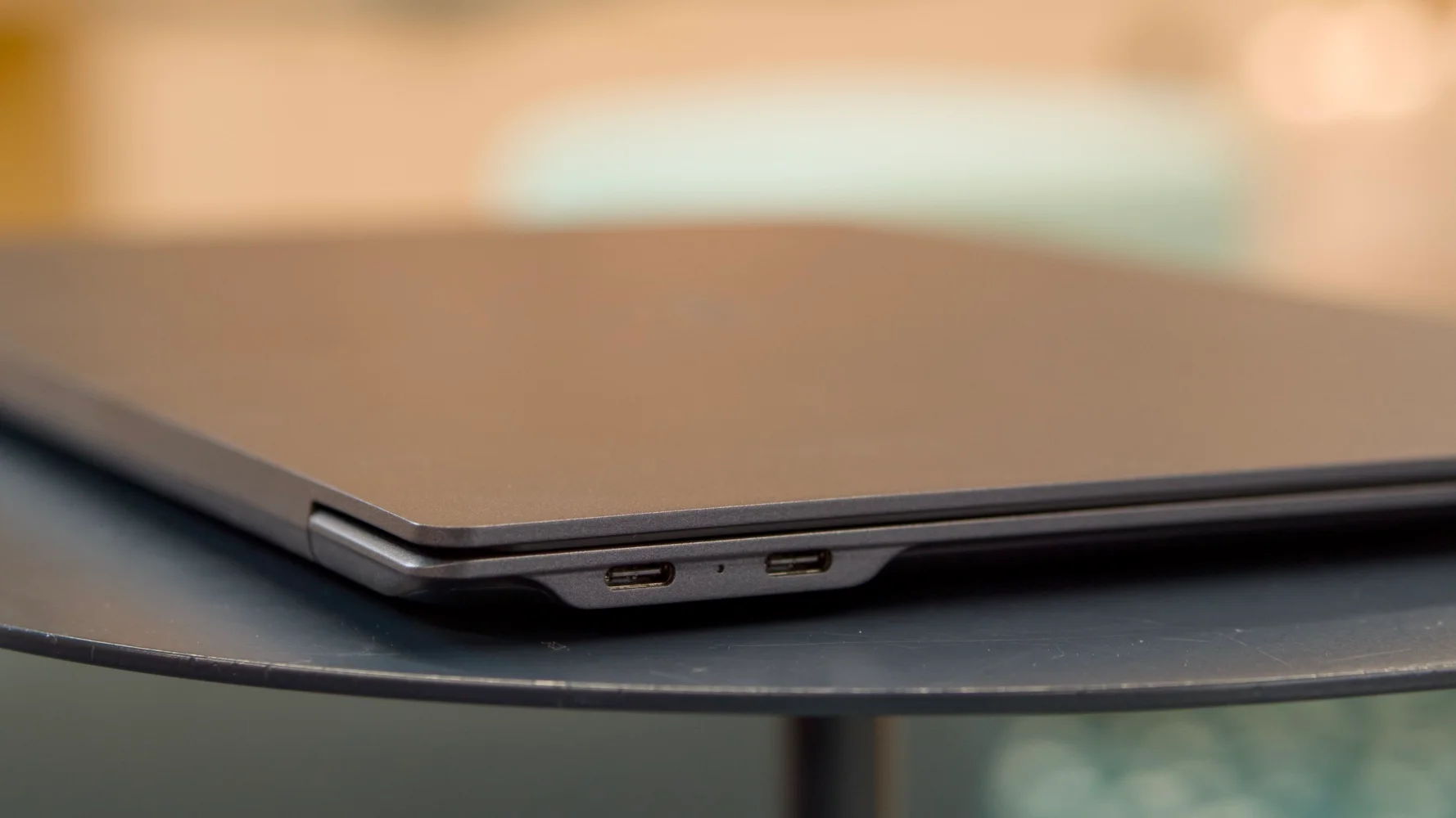 Đánh giá LG Gram SuperSlim 15.6 OLED – Siêu phẩm laptop siêu mỏng nhẹ với màn hình OLED cao cấp, hiệu năng tối ưu và tính di động vượt trội 19 LG Gram SuperSlim 15.6 OLED6