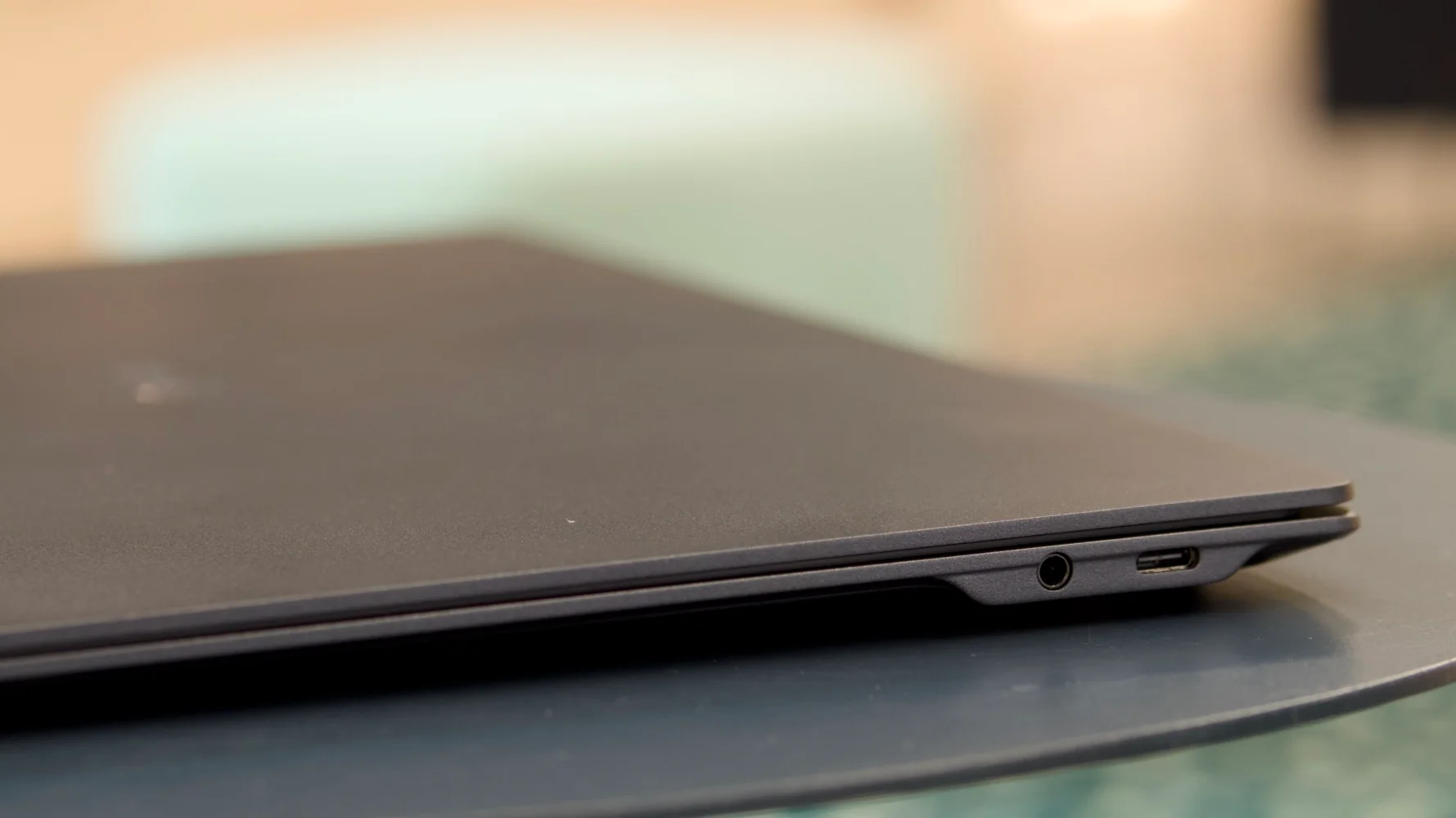 Đánh giá LG Gram SuperSlim 15.6 OLED – Siêu phẩm laptop siêu mỏng nhẹ với màn hình OLED cao cấp, hiệu năng tối ưu và tính di động vượt trội 20 LG Gram SuperSlim 15.6 OLED7