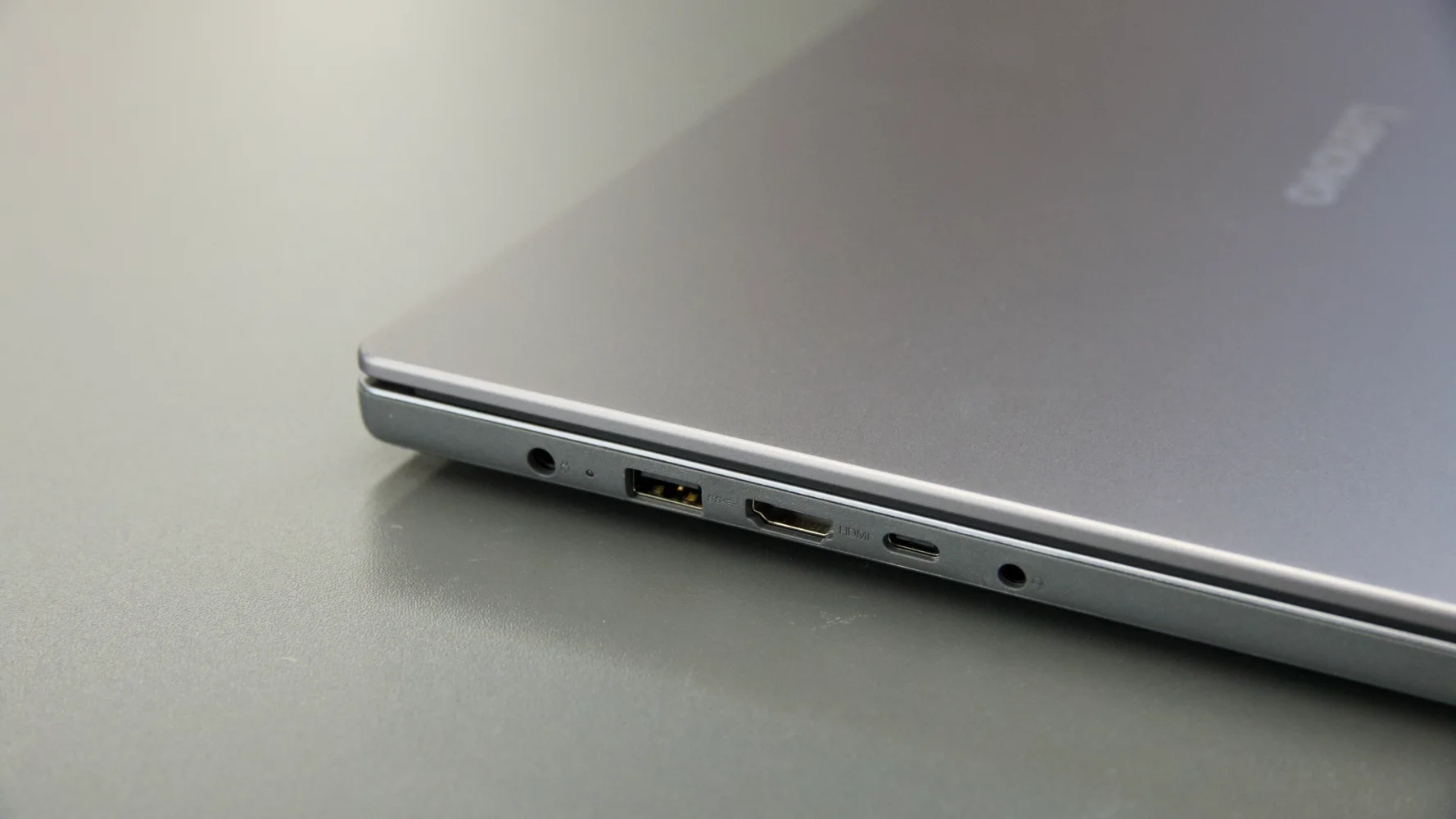 Đánh giá Lenovo IdeaPad Slim 3x Gen 10 – Laptop Snapdragon nhẹ, pin bền và hiệu năng tối ưu cho học tập, làm việc mỗi ngày 17 Lenovo IdeaPad Slim 3x Gen 107