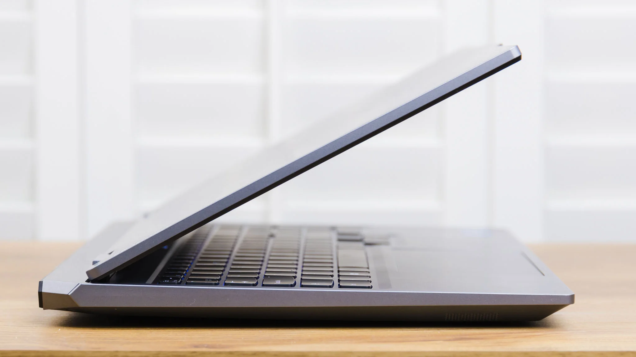 Lenovo LOQ 15IAX9I.18