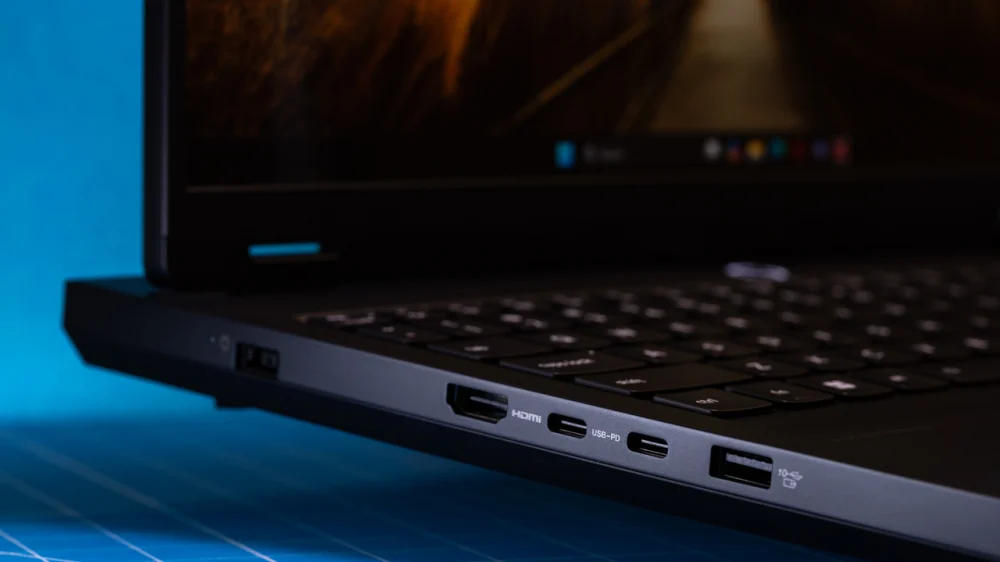 Lenovo Legion Pro 5 Gen 10: Sự quyến rũ từ màn hình OLED và bản lĩnh chiến game tầm trung 12 Lenovo Legion Pro 5 Gen 10 6