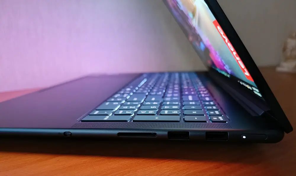 Đánh giá Lenovo Yoga Pro 9i Aura Edition (2025): Chiếc laptop sáng tạo cao cấp với hiệu năng đột phá và thiết kế thời thượng 74 Lenovo Yoga Pro 9i Aura Edition33.jpg