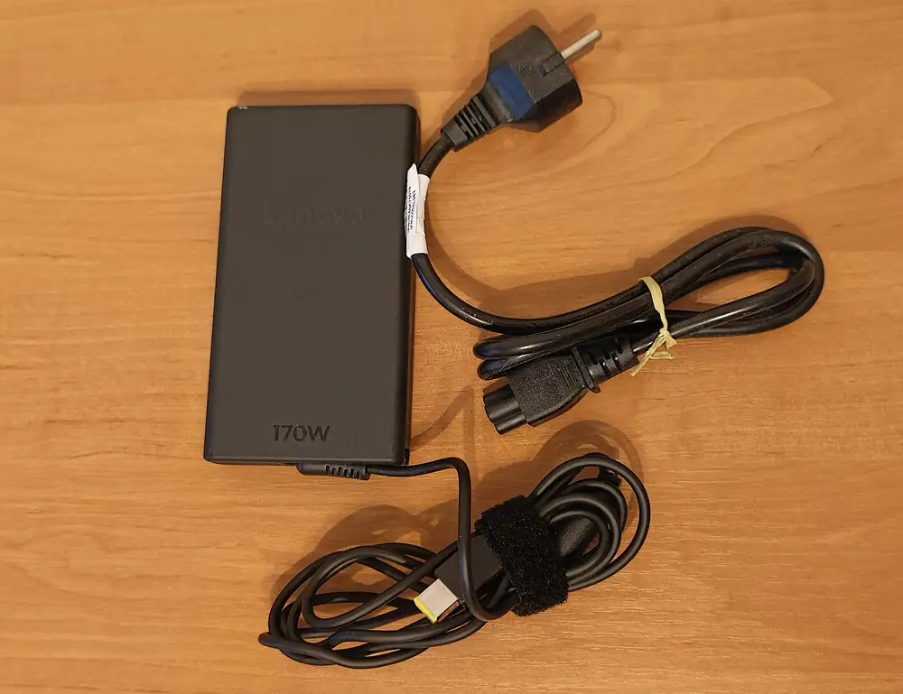 Đánh giá Lenovo Yoga Pro 9i Aura Edition (2025): Chiếc laptop sáng tạo cao cấp với hiệu năng đột phá và thiết kế thời thượng 103 Lenovo Yoga Pro 9i Aura Edition4.jpg