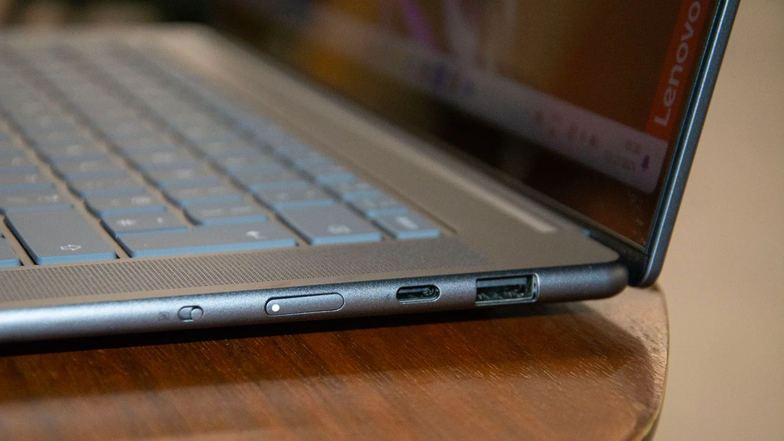 Lenovo Yoga Slim 7i Gen 9 Aura Edition8