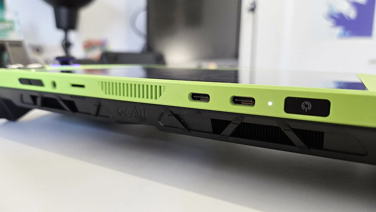 MSI Claw A8 BZ2EM.18