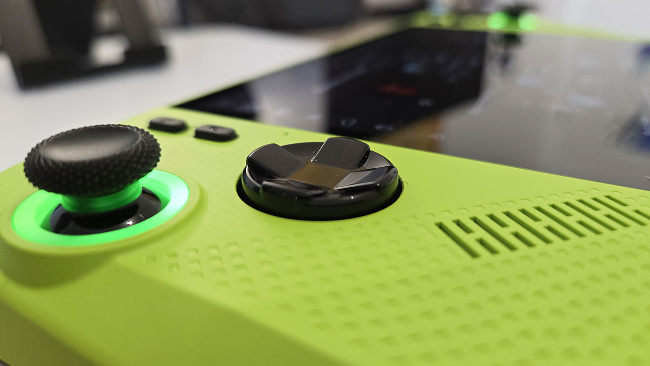 MSI Claw A8 BZ2EM.19