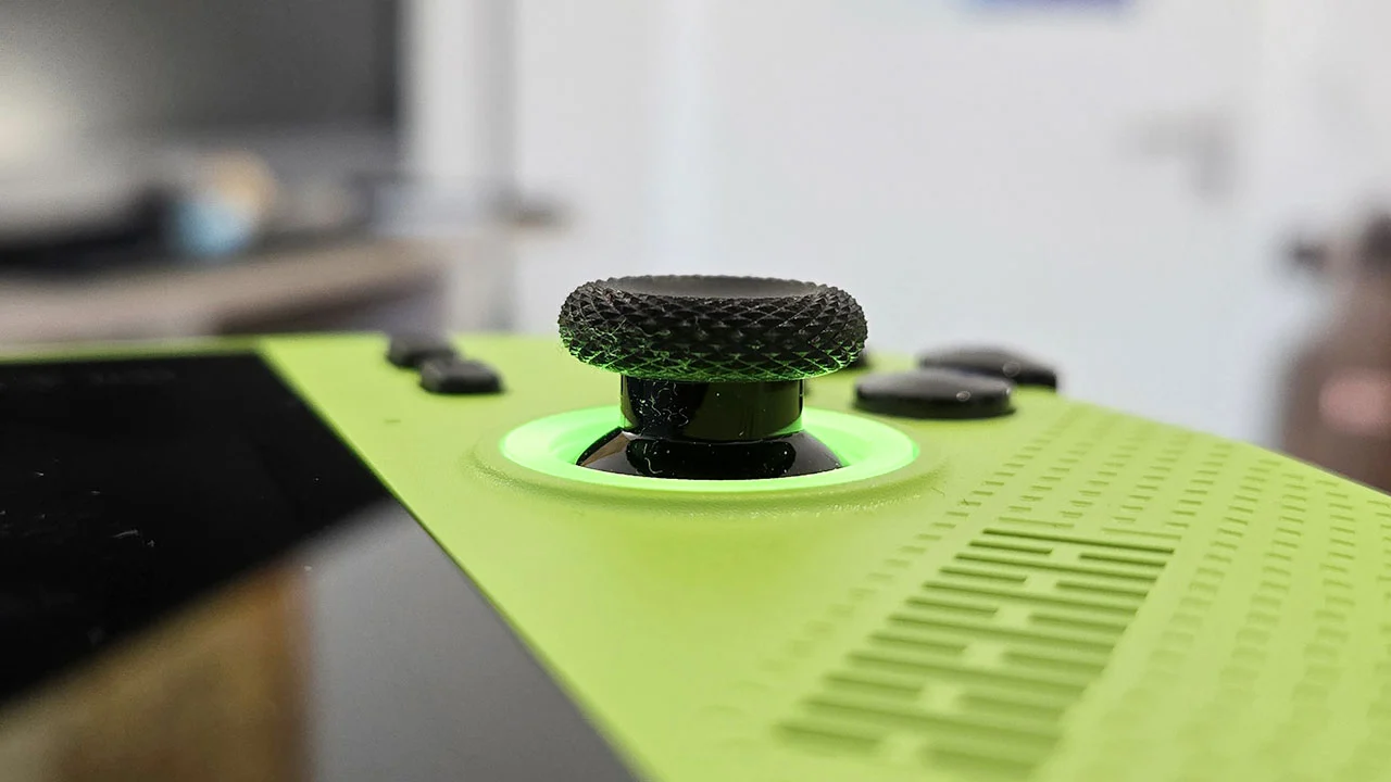 MSI Claw A8 BZ2EM.20