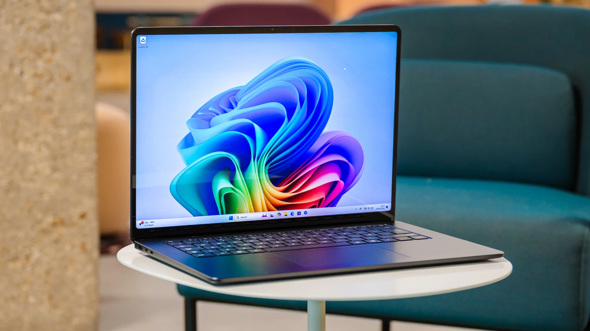 Microsoft Surface Laptop 7.12