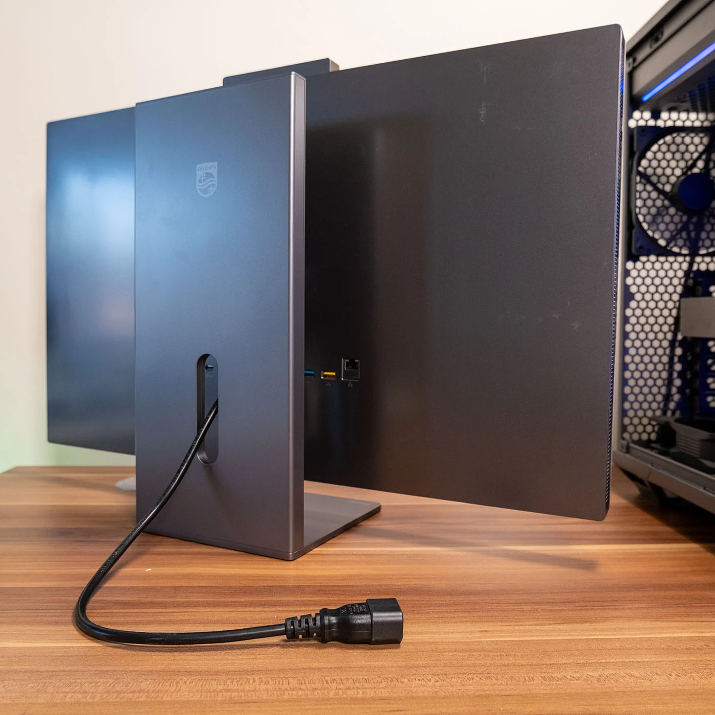 Philips Brilliance 5K 27E3U7903 8