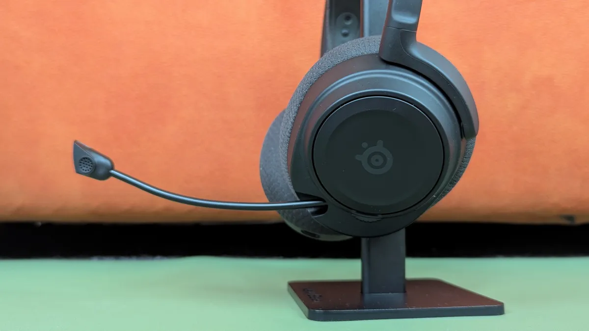 SteelSeries Arctis Nova 7P Gen 2 2
