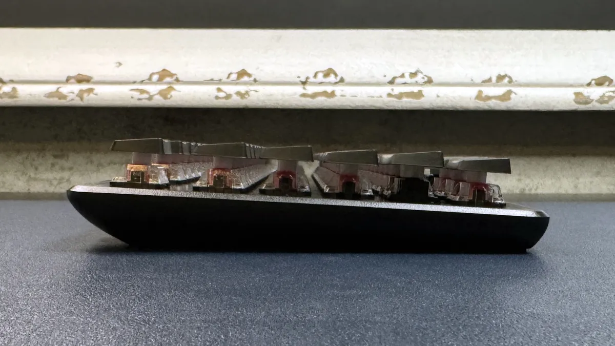 Đánh giá chi tiết Turtle Beach Vulcan II TKL – Bàn phím cơ gaming TKL với thiết kế low-profile, switch quang học và hiệu năng vượt trội cho game thủ 14 Turtle Beach Vulcan II TKL12.jpg