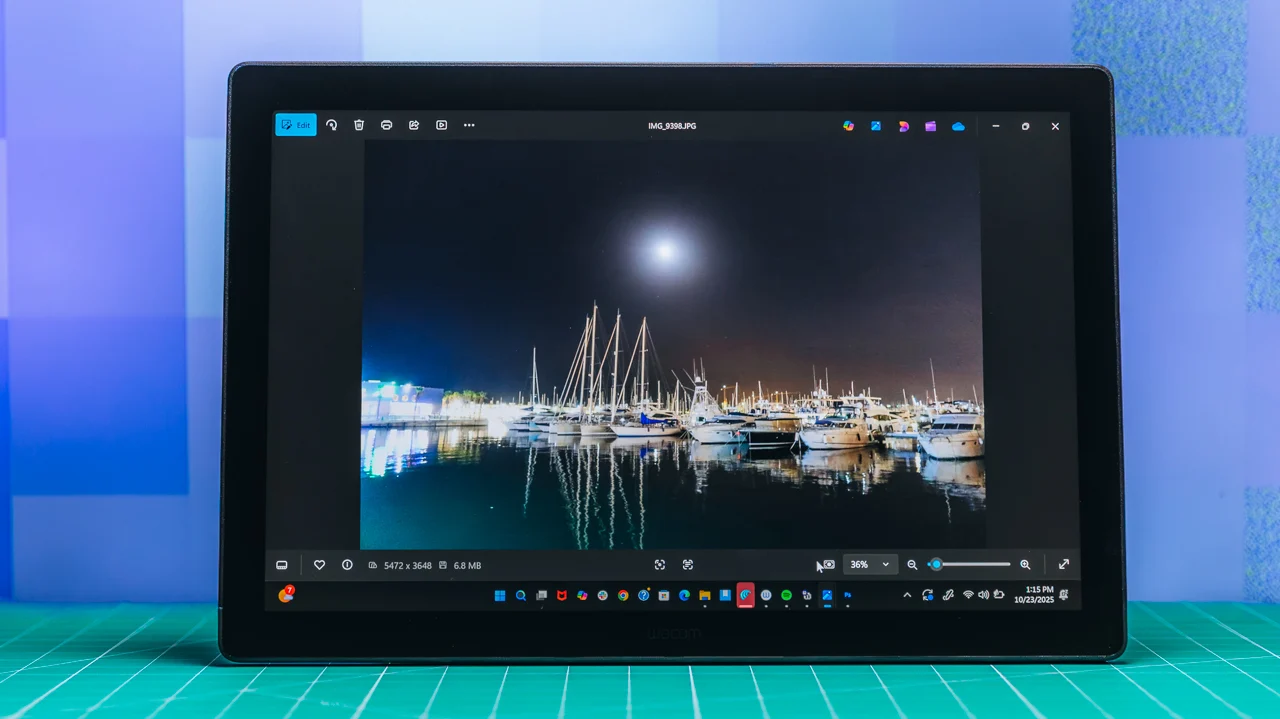 Đánh giá Wacom Cintiq 16 (2025): Màn hình bút cảm ứng tuyệt vời, giá cả phải chăng 19 Wacom Cintiq 16 2025 10