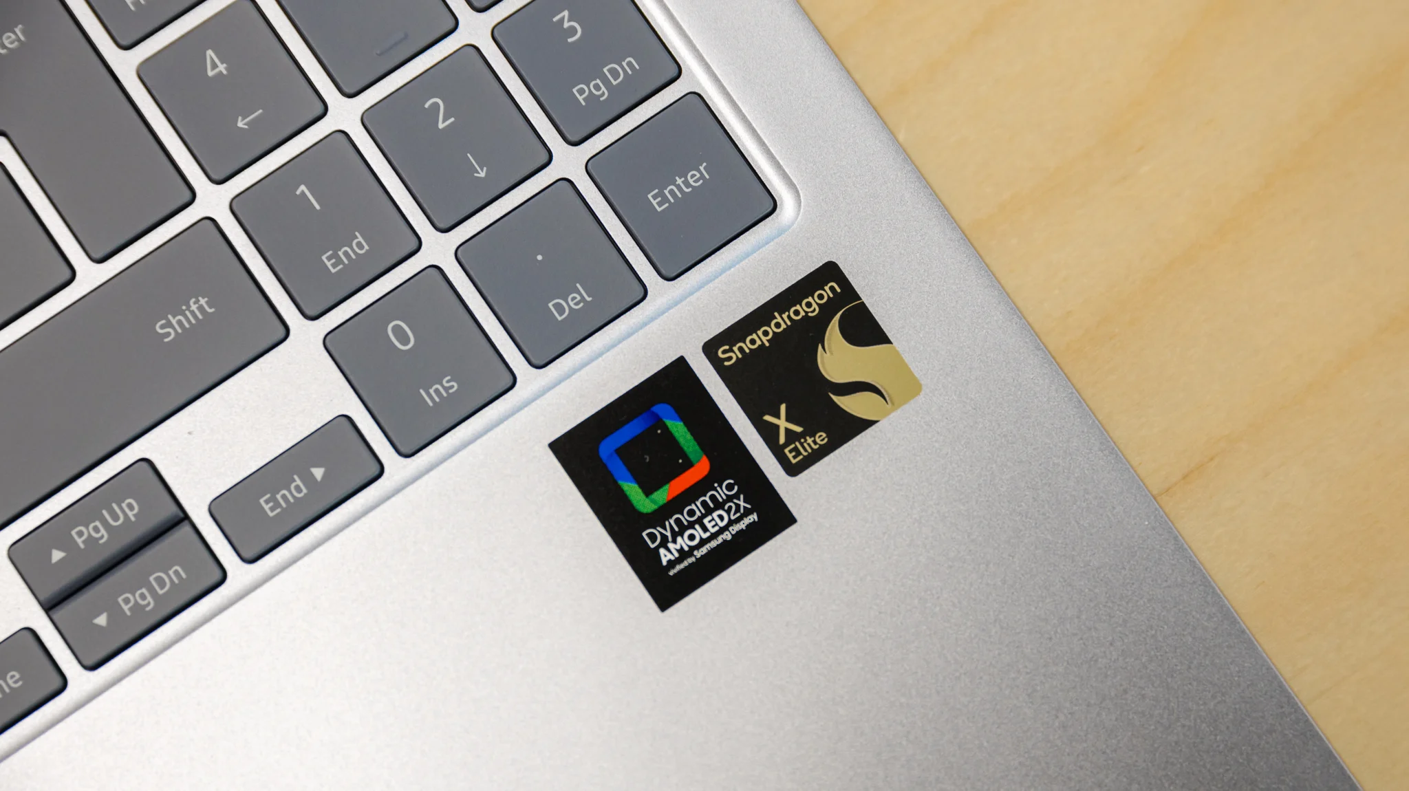 Đánh giá Samsung Galaxy Book4 Edge – Hiệu năng AI vượt trội, thiết kế cao cấp và thời lượng pin ấn tượng 26 cach nang cap Windows 11 23H2 len phien ban 25H210